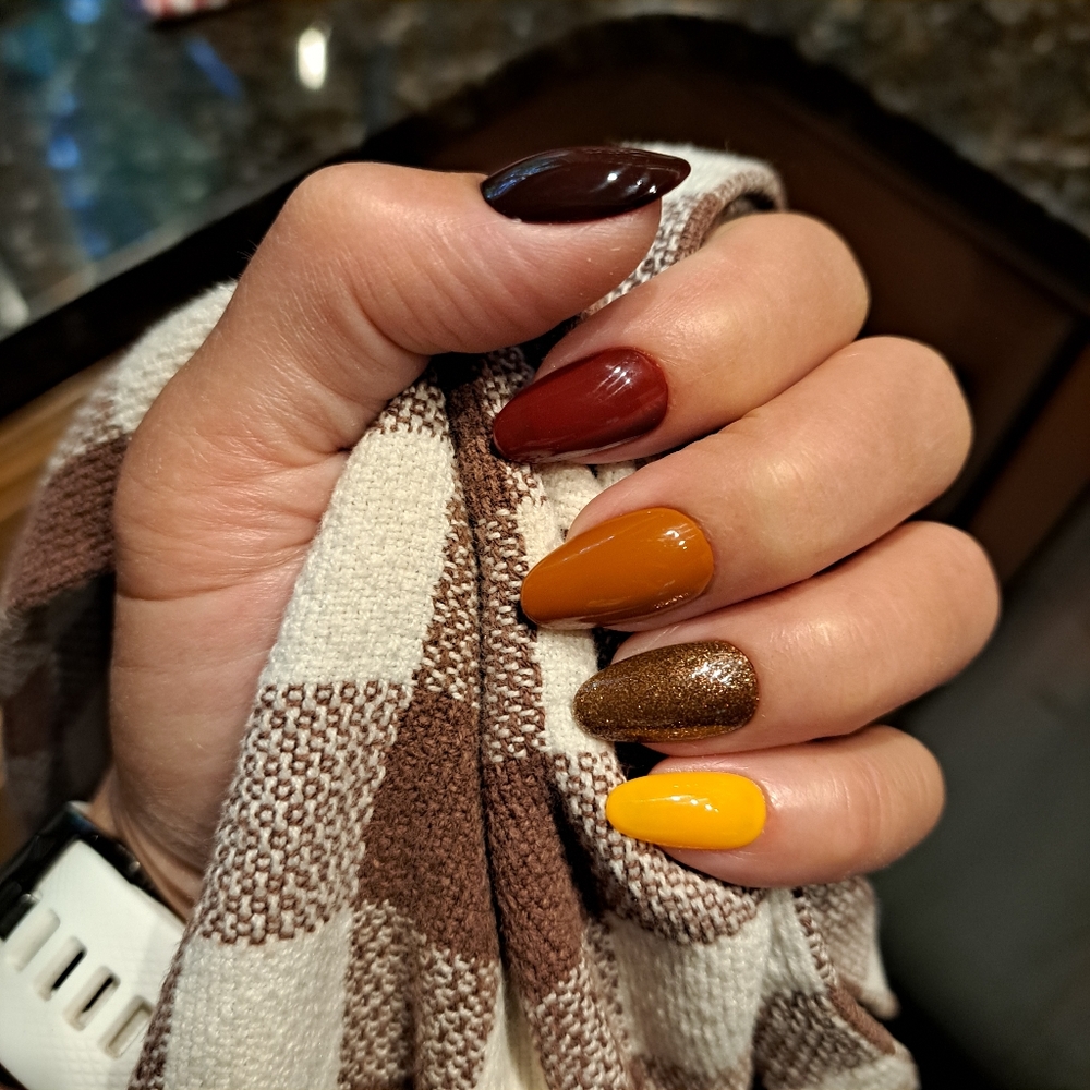 Full Custom Made Set of 10 Press-On Nails NKK XXS Almond Hand Painted